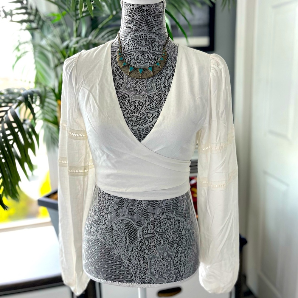 NWOT Forever 21 Tie-Back Balloon-Sleeve Top Ivory XS